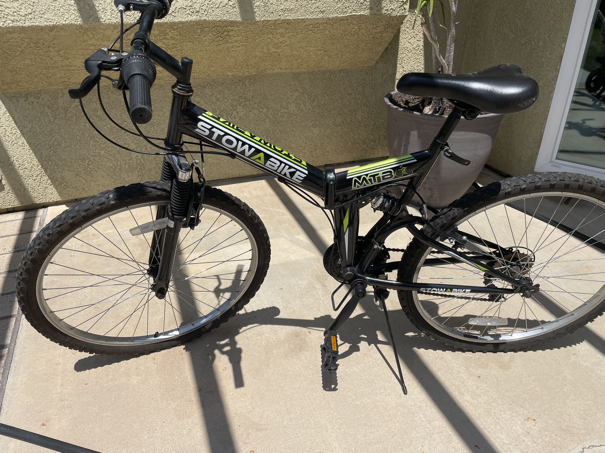 3 Bikes 1 Stowable 2 Beach Cruiser 