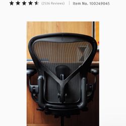 Size c Herman miller Aeron Chair 