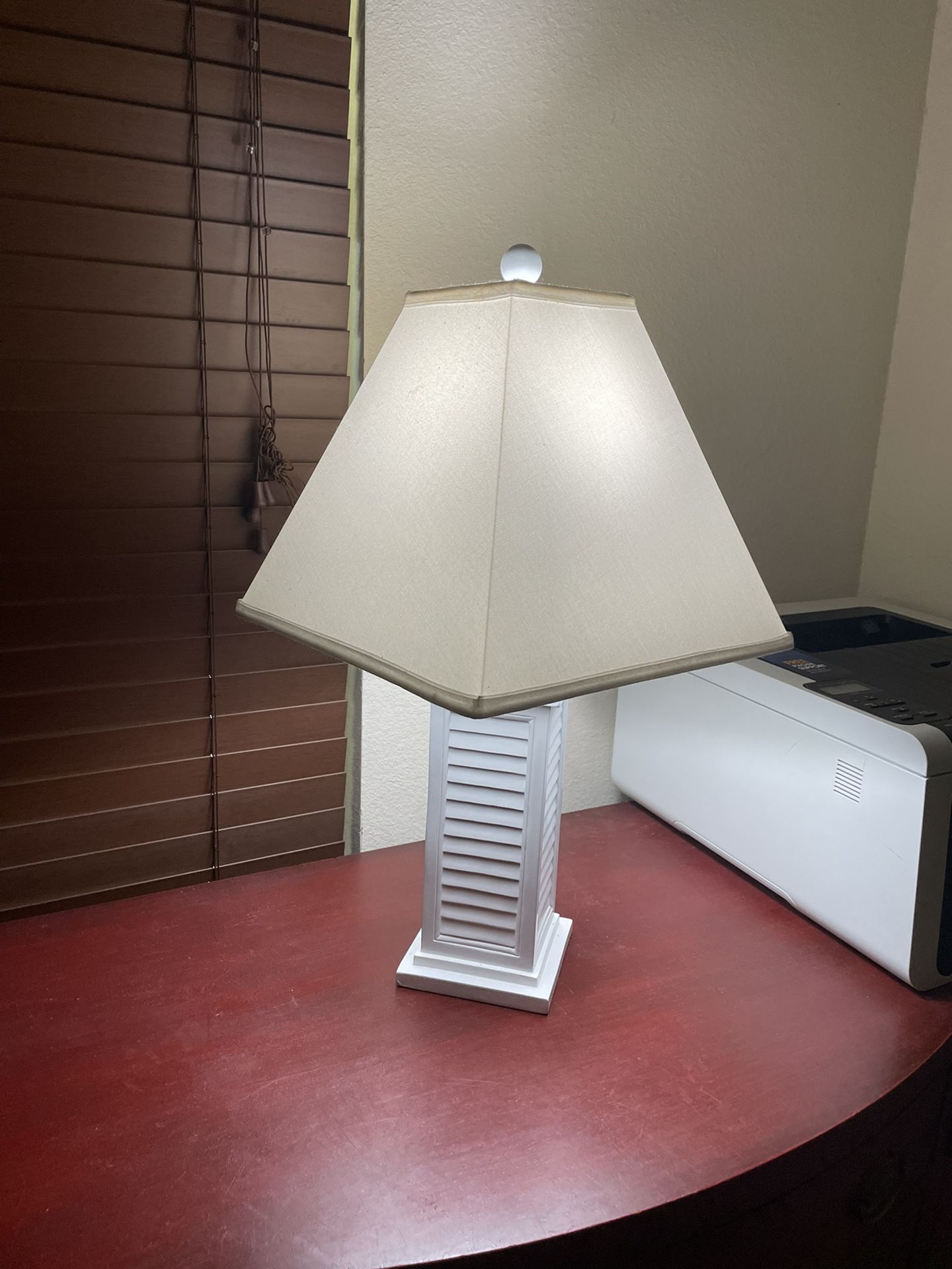 Set Of 2 Vintage Table Lamps