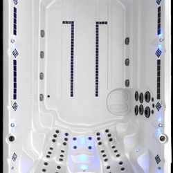 14 foot 25k  Catalina hi end swim spa