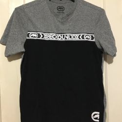 Men’s Shirt Size medium 