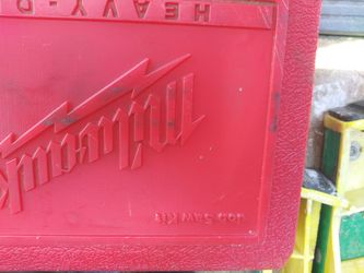 Milwaukee tool set, in wildomar area.