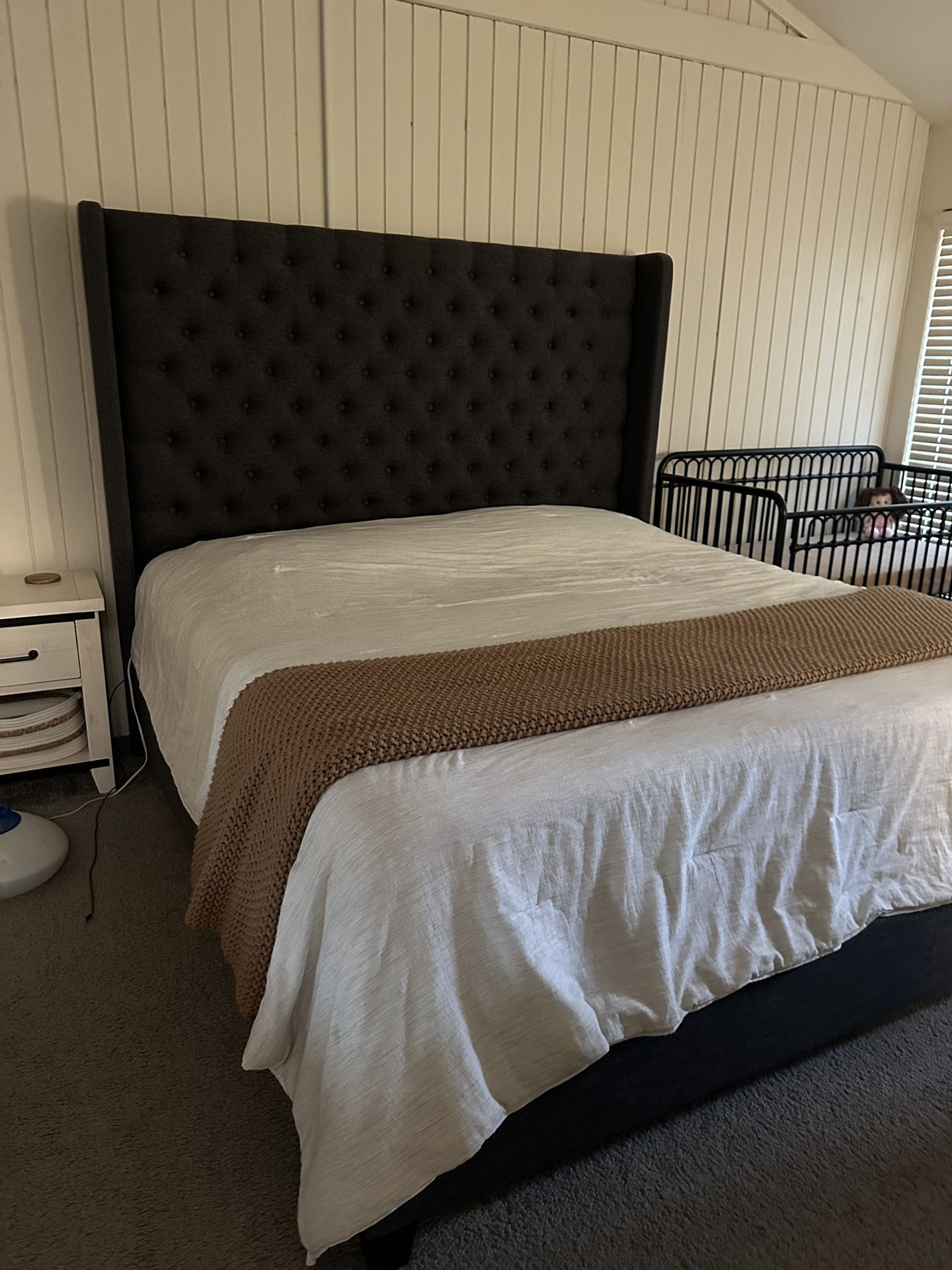 Bed Frame 