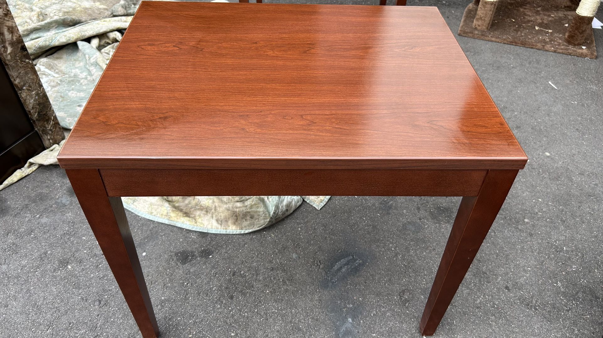 Solid wood side&end table L24”*W19”*H20”(address in description) 👇delivery 🚚 available within 15 miles with extra $45 delivery fees,No free deliver