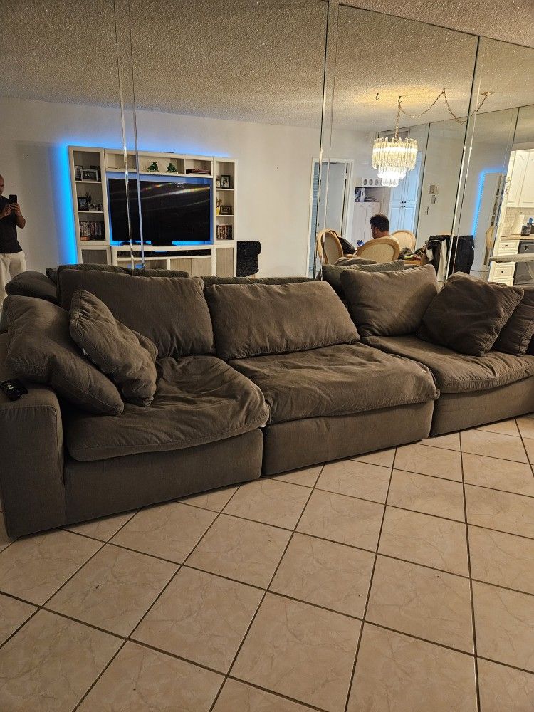 Cloud Couch 