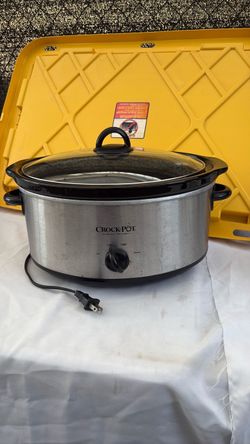 $ 15 Crock. Pot slow cooker/ Olla para lento