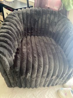 Swivel chair