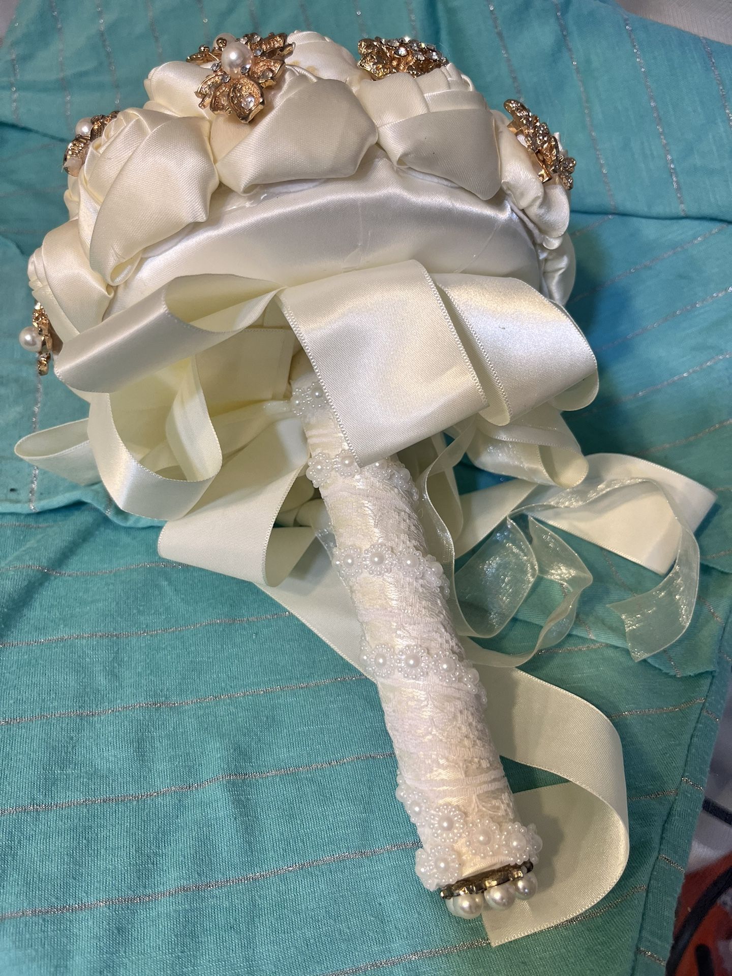 Wedding Bouquet With Broaches