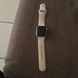 Apple Watch SE 