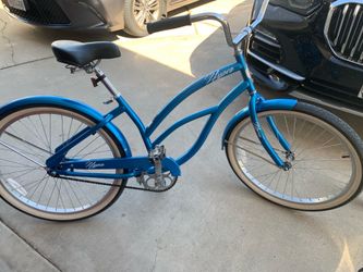 Beach cruiser bicycle 26”