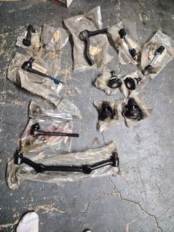 Front End Steering & Suspension Parts Lot