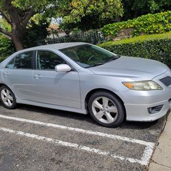 2010 toyota camry