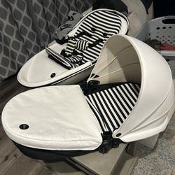 Mina Xari Stroller