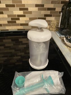 Pampered Chef Cookie Press And Chocolate Drizzler