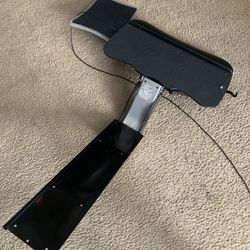 Keyboard, brackets /  mouse pad with LED lights on color lights