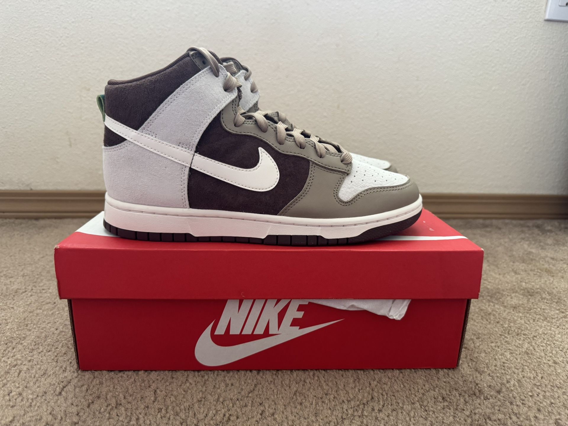 Nike Dunks