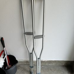 Free Crutches 