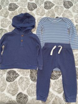 Carter's 18 Months baby boy outfit set