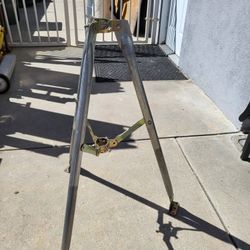 Satellite Mobile Tripod 