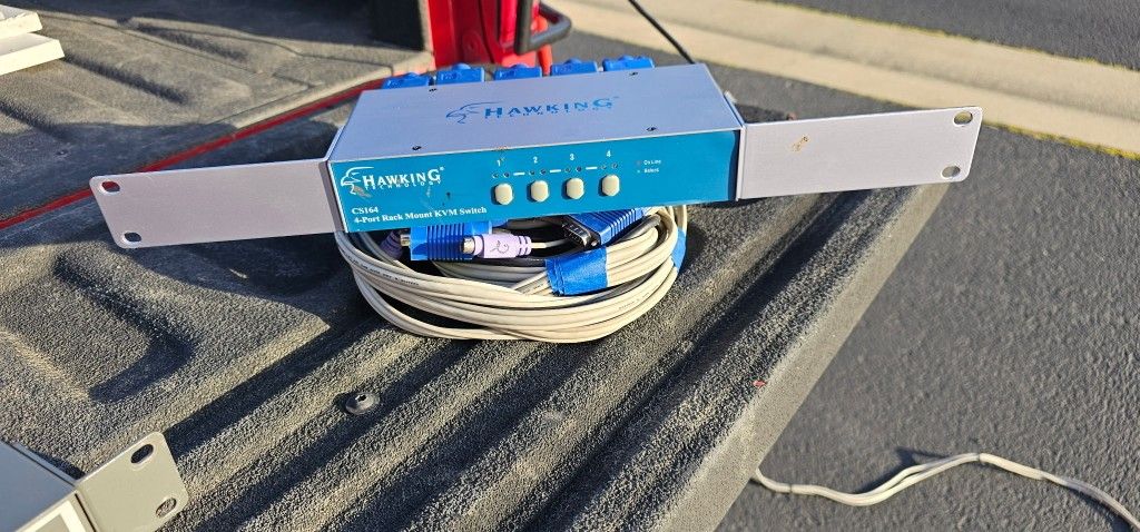 4port Rack mount KVM