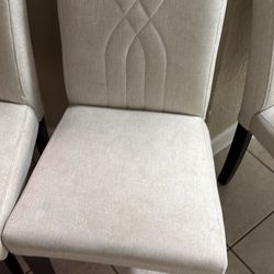 Dinning Chairs Very Good Condition 