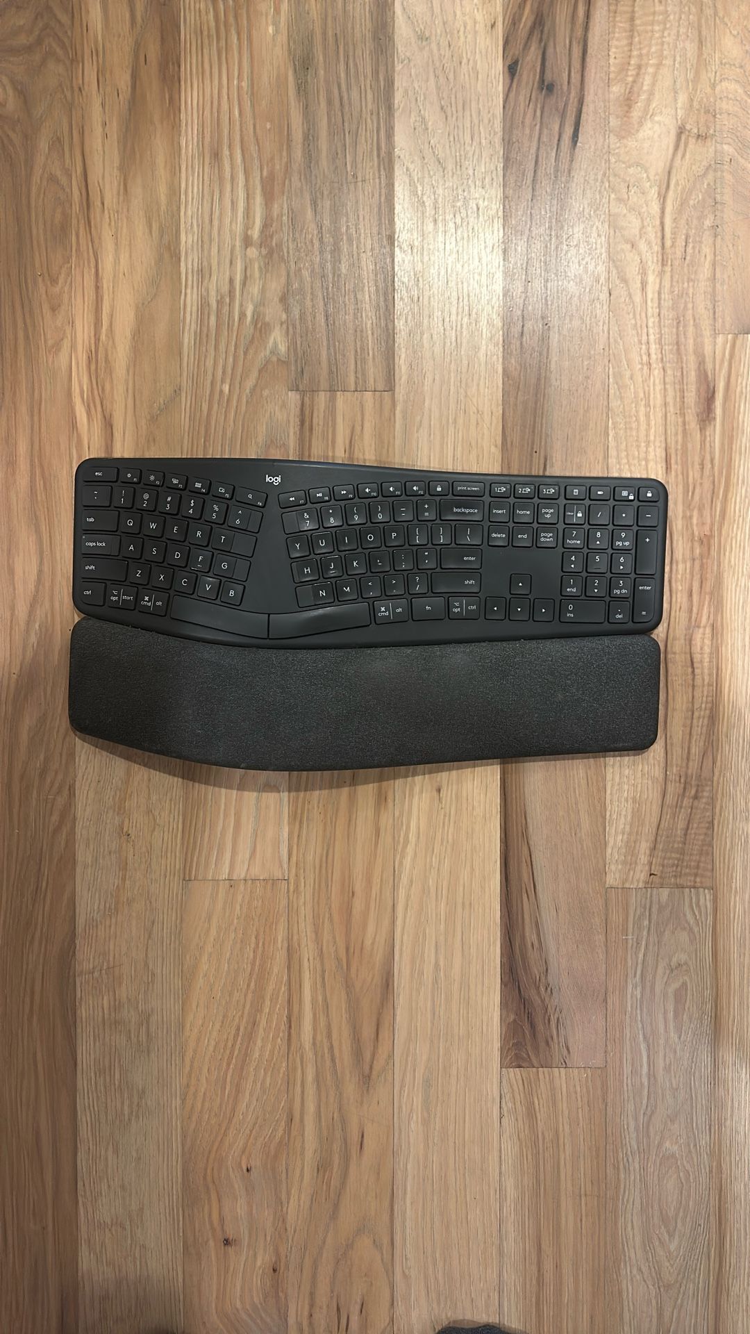 Logitech K860 Keyboard