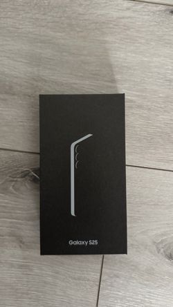 Samsung Galaxy S25 Unlocked 128 GB Silver