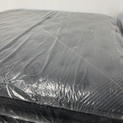 QUEEN SIZE BEAUTYREST BLACK ON SALE $799