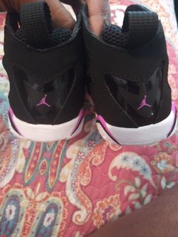 Jordan size 6 in toddler