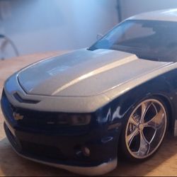 Die Cast Metal - 2010 Chevrolet Camaro - Like New Condition -