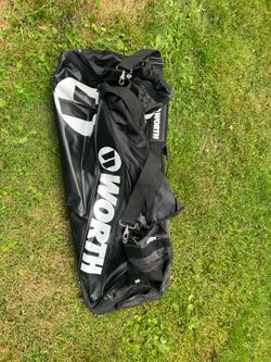 Worth large wheeled baseball bag - barely used