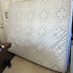 CalKing Mattress With Memory foam. FREE