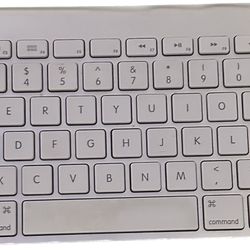 Apple Wireless Keyboard 
