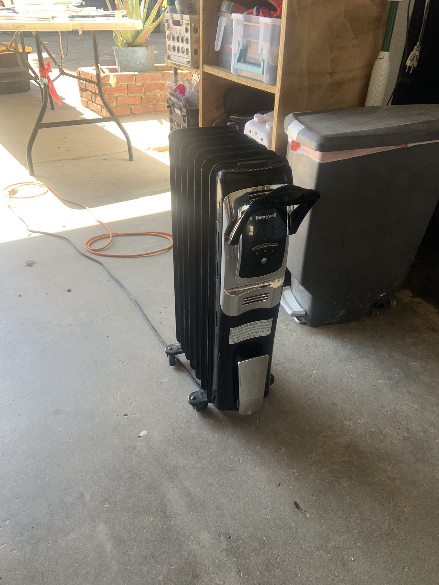 Heater (is good Condition)