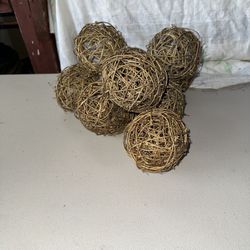 Various Christmas Items 