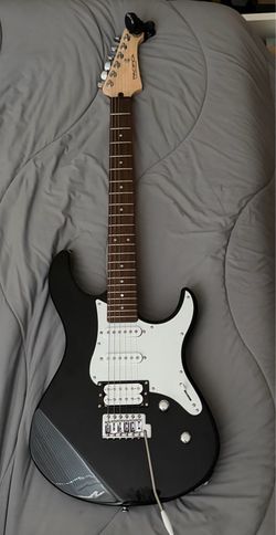 Yamaha Pacifica PAC112V