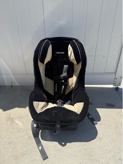 RECARO Signo Convertible Car Seat – Black/Tan
