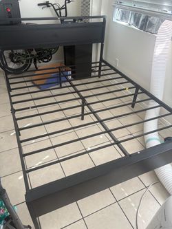 Queen size bed frame (metal frame wood headboard)