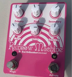 Earthquaker Rainbow Machine V2 Pedal