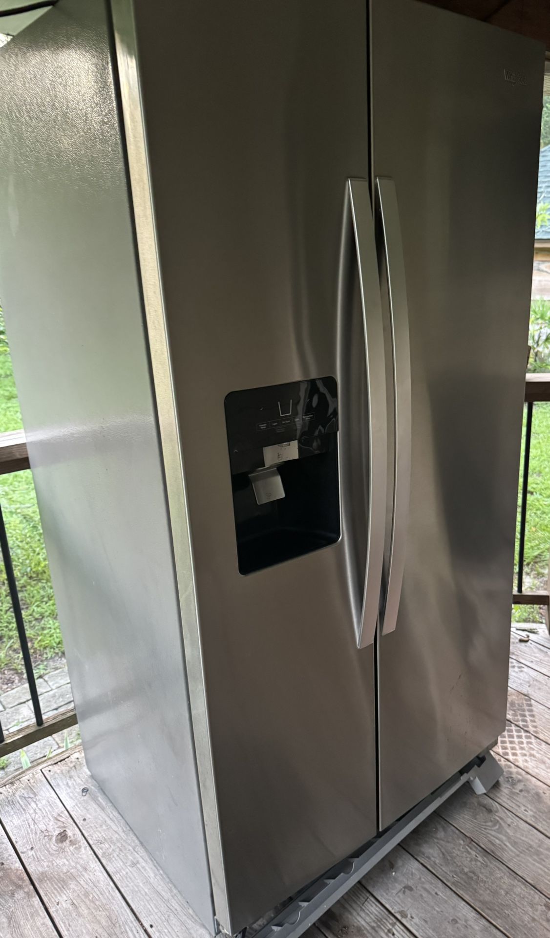 Refrigerator