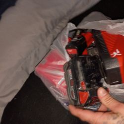 Milwaukee Chargers N Batteries 100