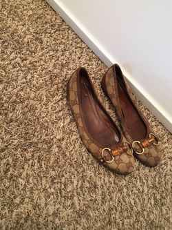 Gucci Flats