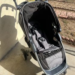 Chicco Bravo Quick-Fold Stroller, Black/Silver/Gray