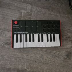 Akai Professional MPK Mini MK III 25-key Keyboard Controller

