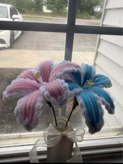 Pipe cleaner flowers