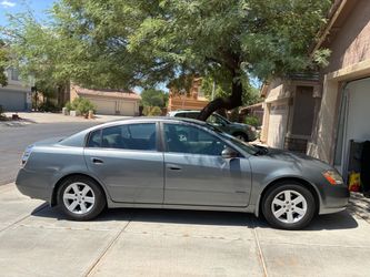 2004 Nissan Altima 1 owner …