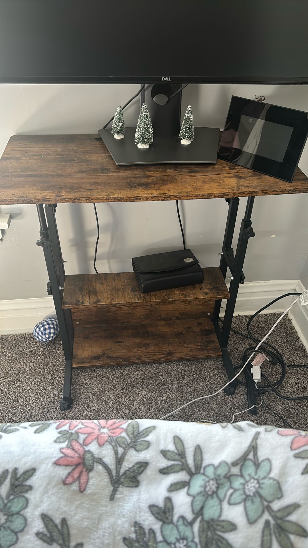 Height Adjustable Standing Desk