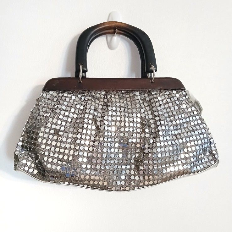 Vintage style silver sequined metallic handbag satchel bag with wood handles