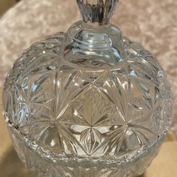 Candy Dish Glass Apple Elegant For wedding, Quincenera Or Just Decorative Piece 