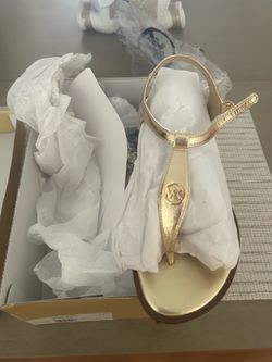 MK sandal